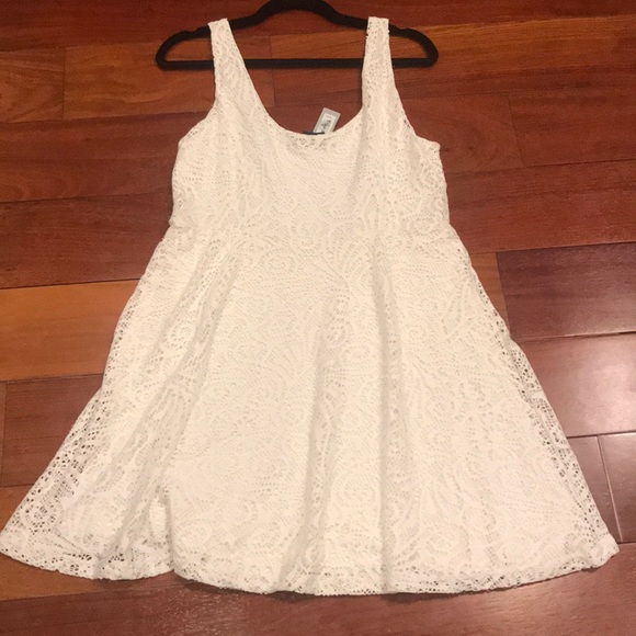 Apt. 9 White Lace Dress - Picture 2 of 6